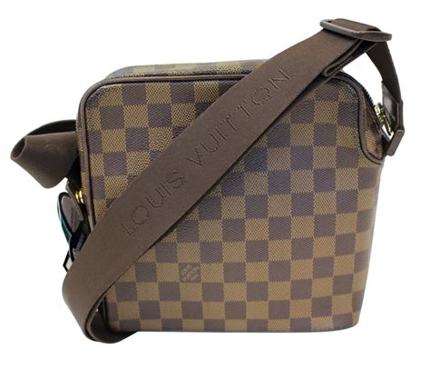 lv olav 大 bag